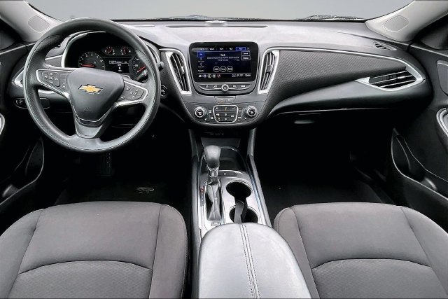 Used 2023 Chevrolet Malibu LT FWD image 7