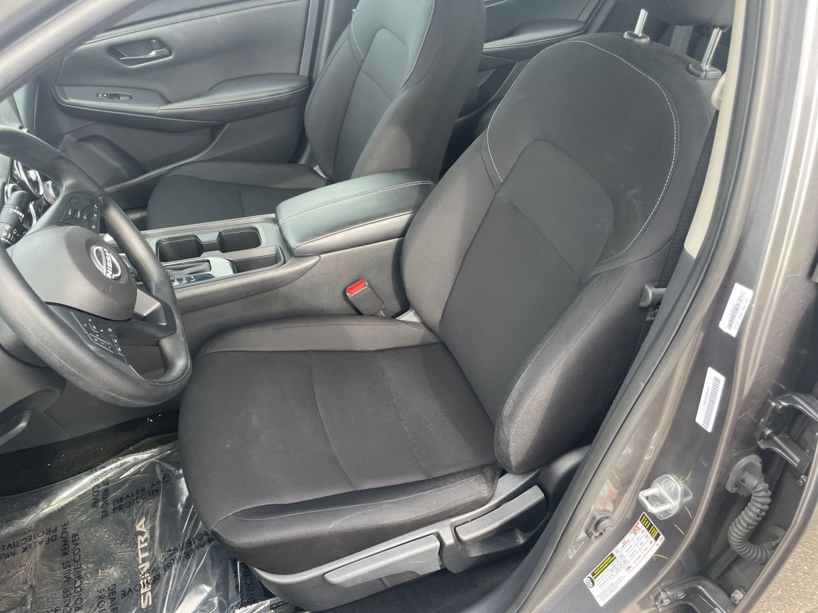 Used 2025 Nissan Sentra S image 34