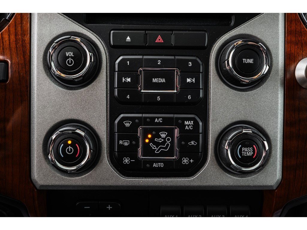 Used 2016 Ford F250 King Ranch image 19