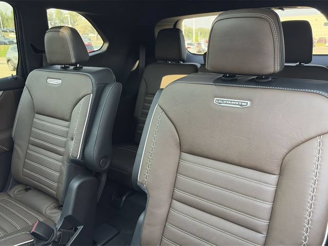Used 2026 GMC Acadia Denali w/ Super Cruise Package AWD/4WD image 32