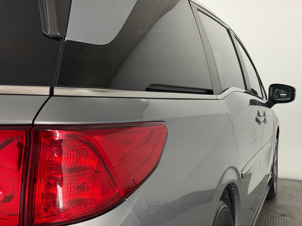 Used 2018 Honda Odyssey Elite image 60