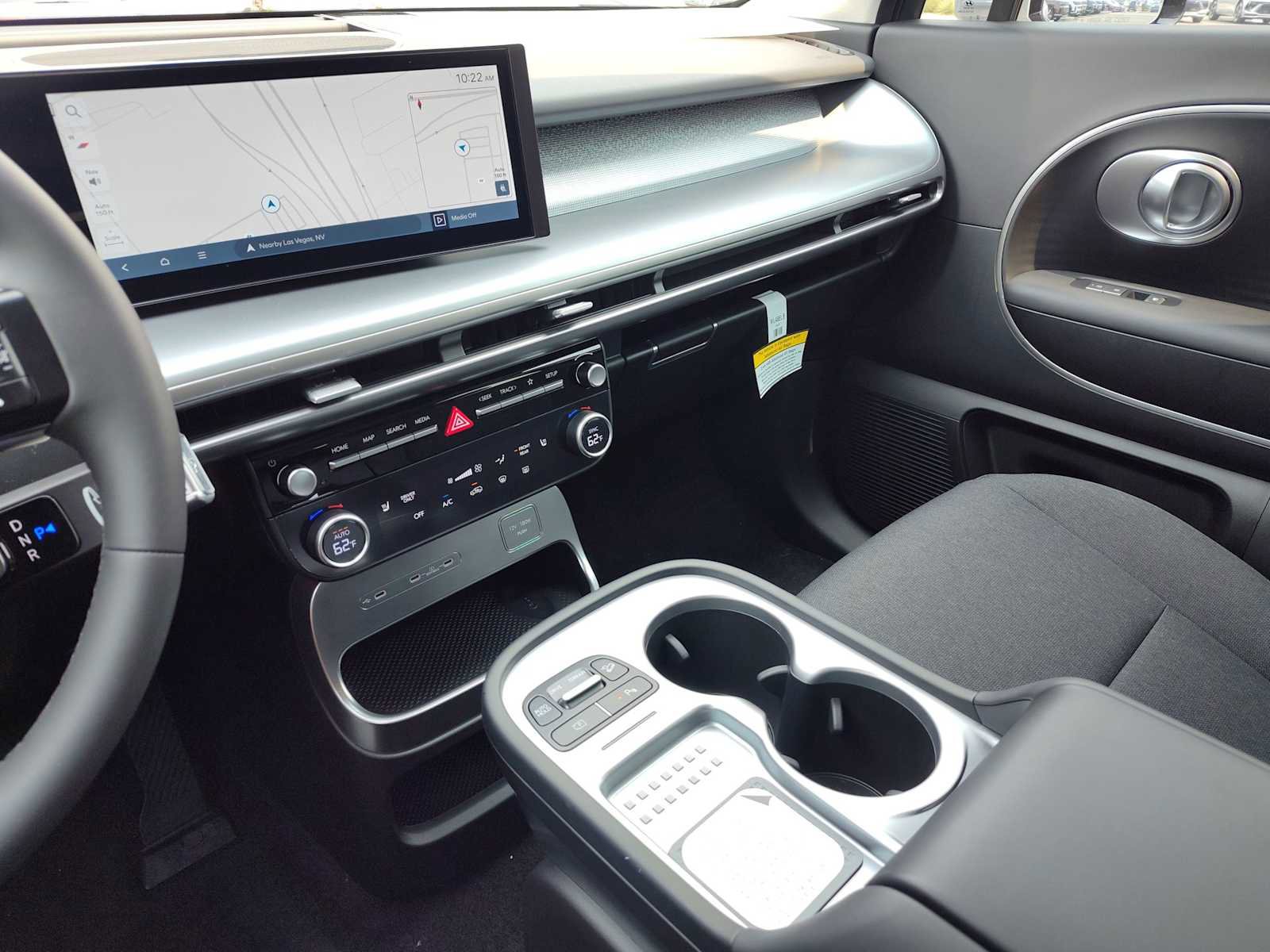 New 2026 Hyundai Ioniq 9 SE image 24