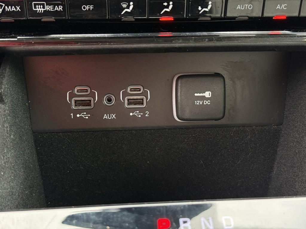 Used 2021 Jeep Grand Cherokee L Overland RWD image 18