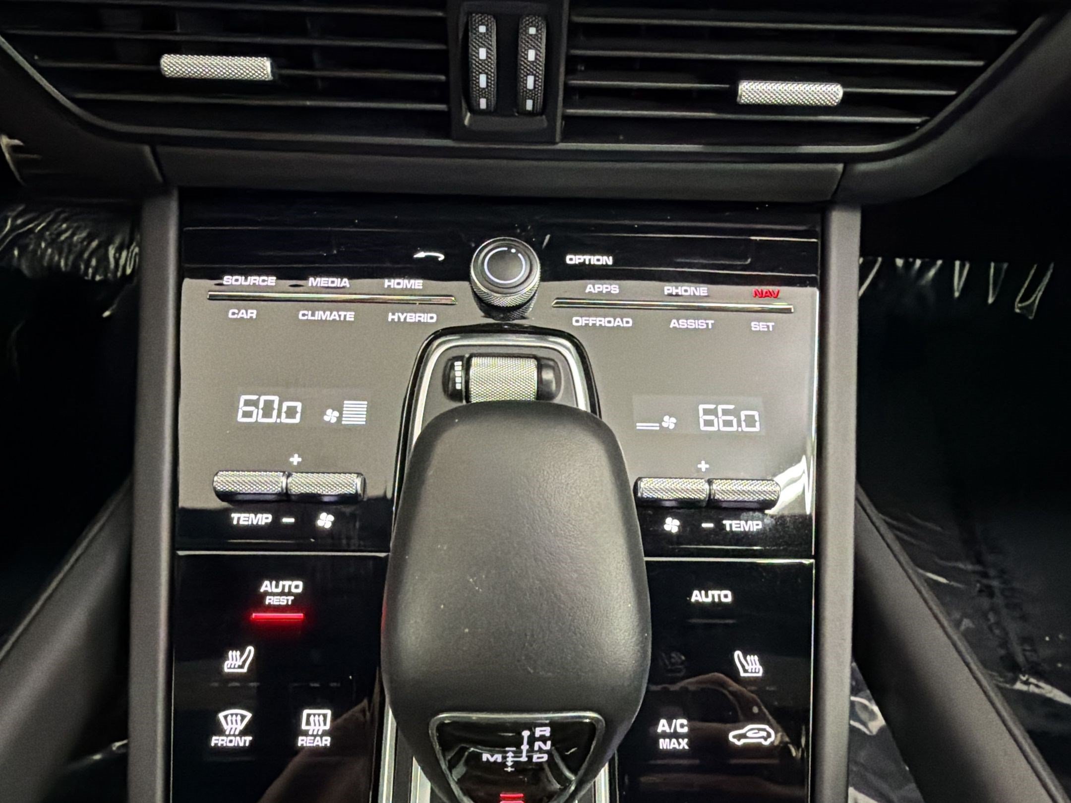 Used 2020 Porsche Cayenne Turbo S AWD/4WD image 39