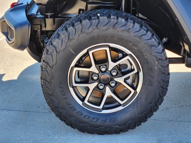 Used 2025 Jeep Wrangler Unlimited Rubicon image 17