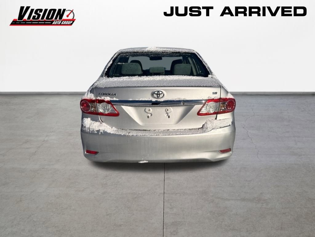 Used 2012 Toyota Corolla image 4