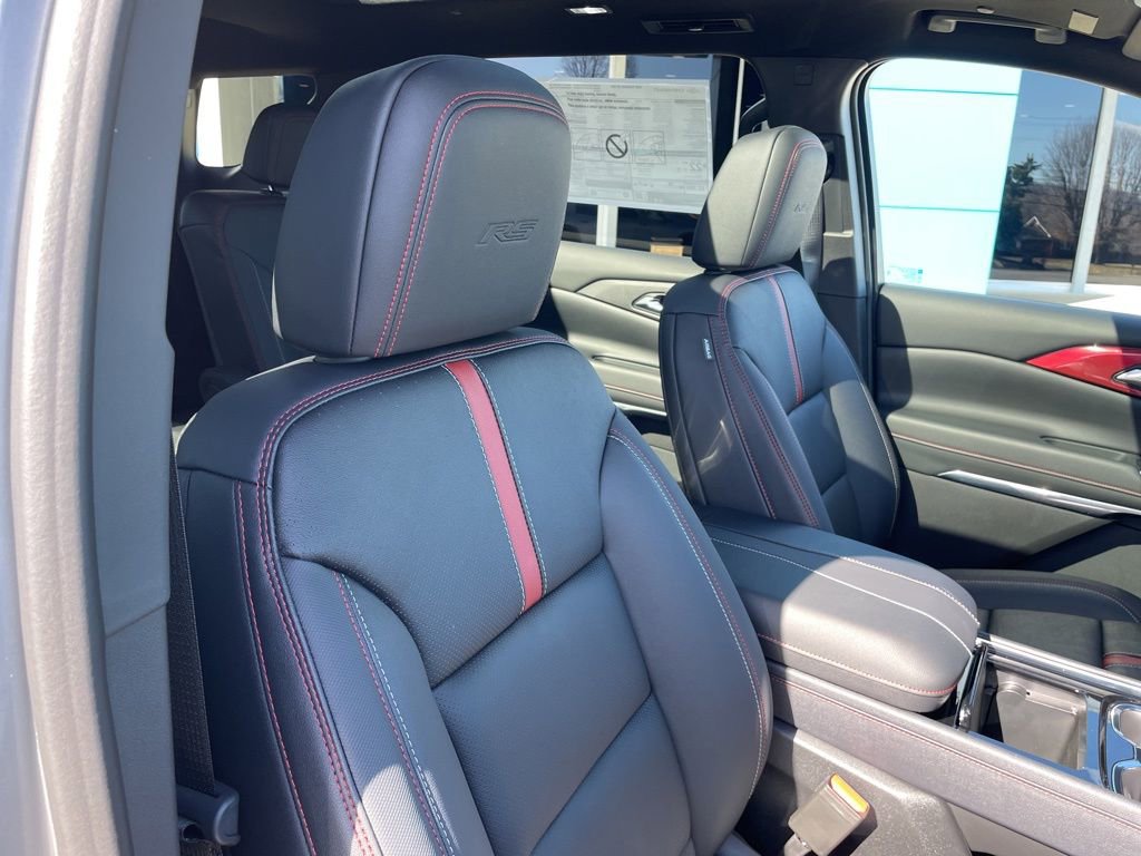 New 2026 Chevrolet Traverse RS image 29