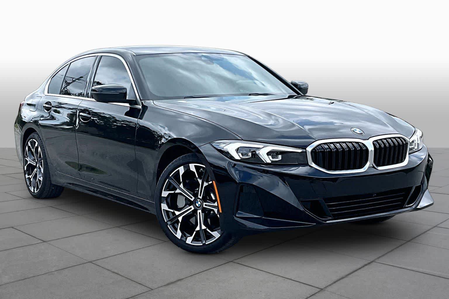 Used 2026 BMW 330i Sedan RWD image 2