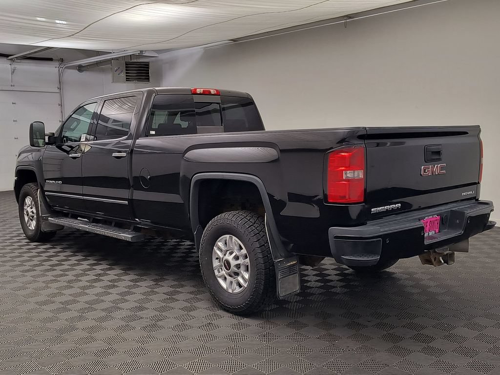 Used 2015 GMC Sierra 3500 Denali AWD/4WD image 3