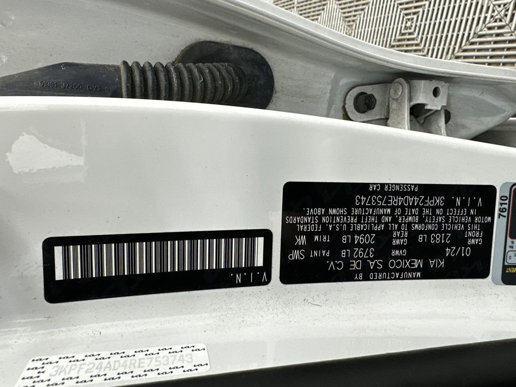 Used 2024 Kia Forte LXS image 30