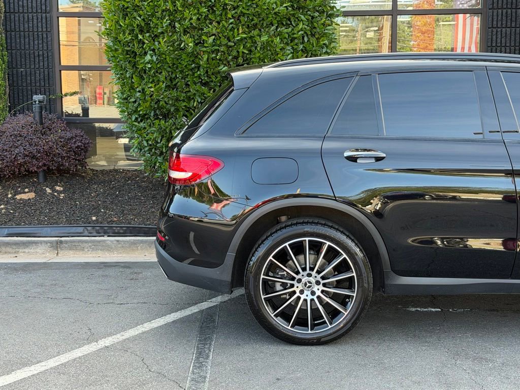 Used 2019 Mercedes-Benz GLC 300 4MATIC image 22