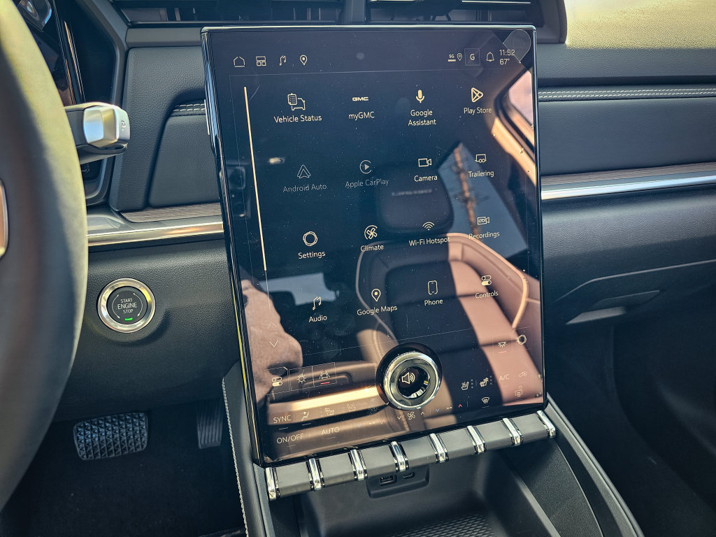 New 2027 GMC Terrain Denali AWD/4WD image 24