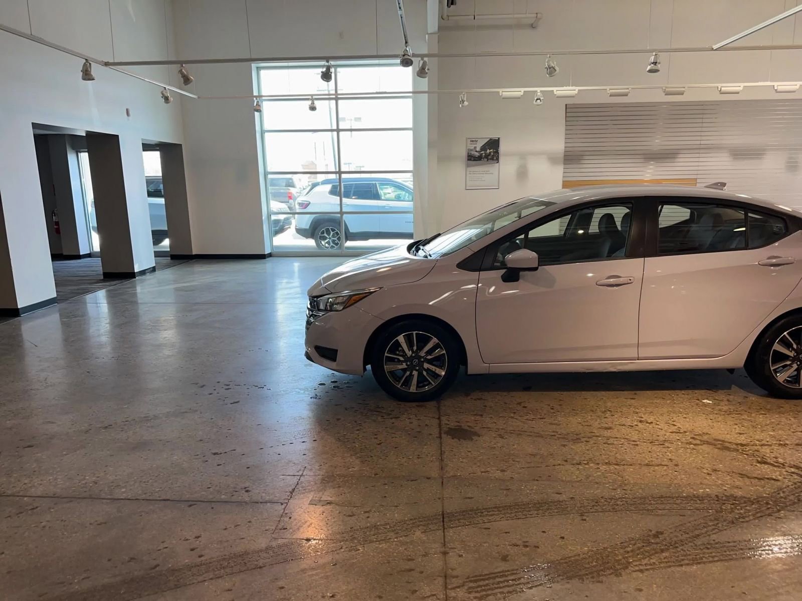 Used 2025 Nissan Versa SV image 16