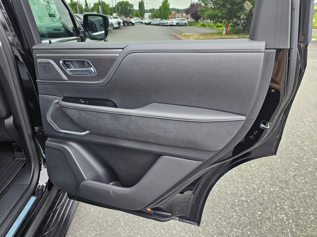 New 2027 INFINITI QX80 Luxe AWD/4WD image 14