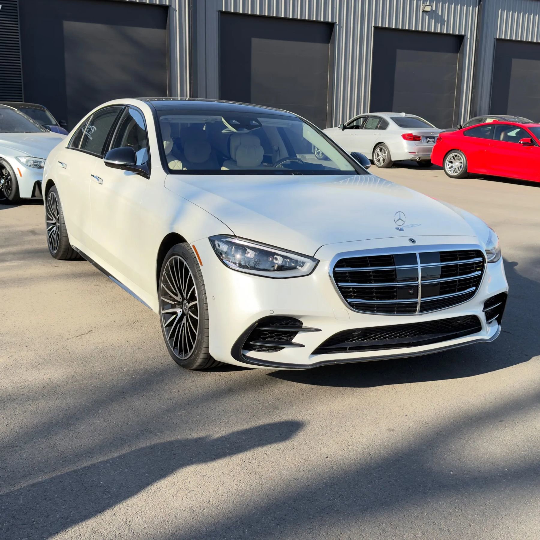 Used 2023 Mercedes-Benz S 580 4MATIC Sedan image 2