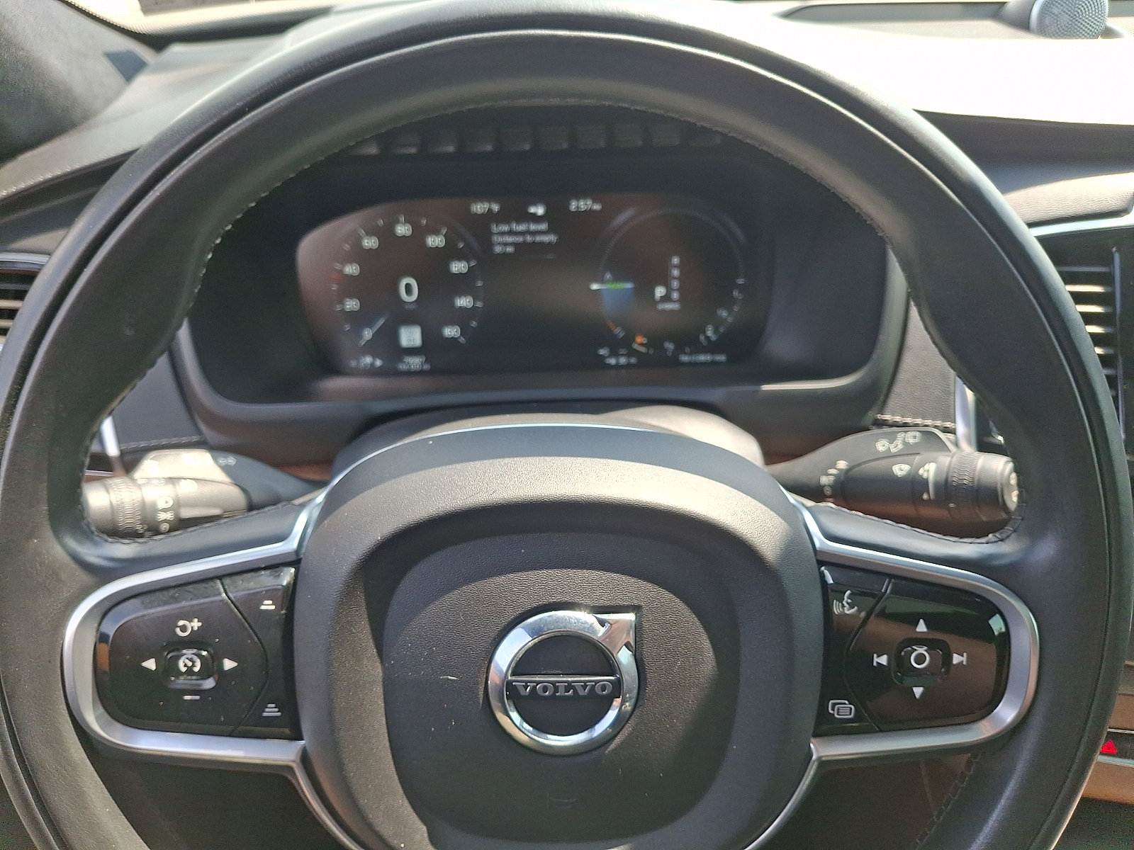Used 2017 Volvo XC90 T8 Excellence AWD/4WD image 19