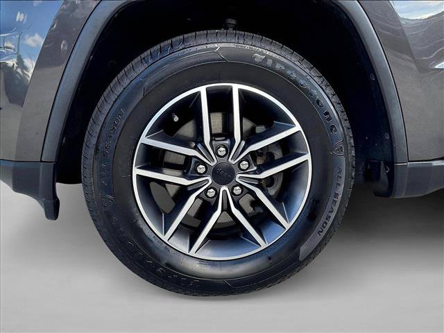 Certified 2020 Jeep Grand Cherokee Laredo w/ Laredo X Package RWD image 10