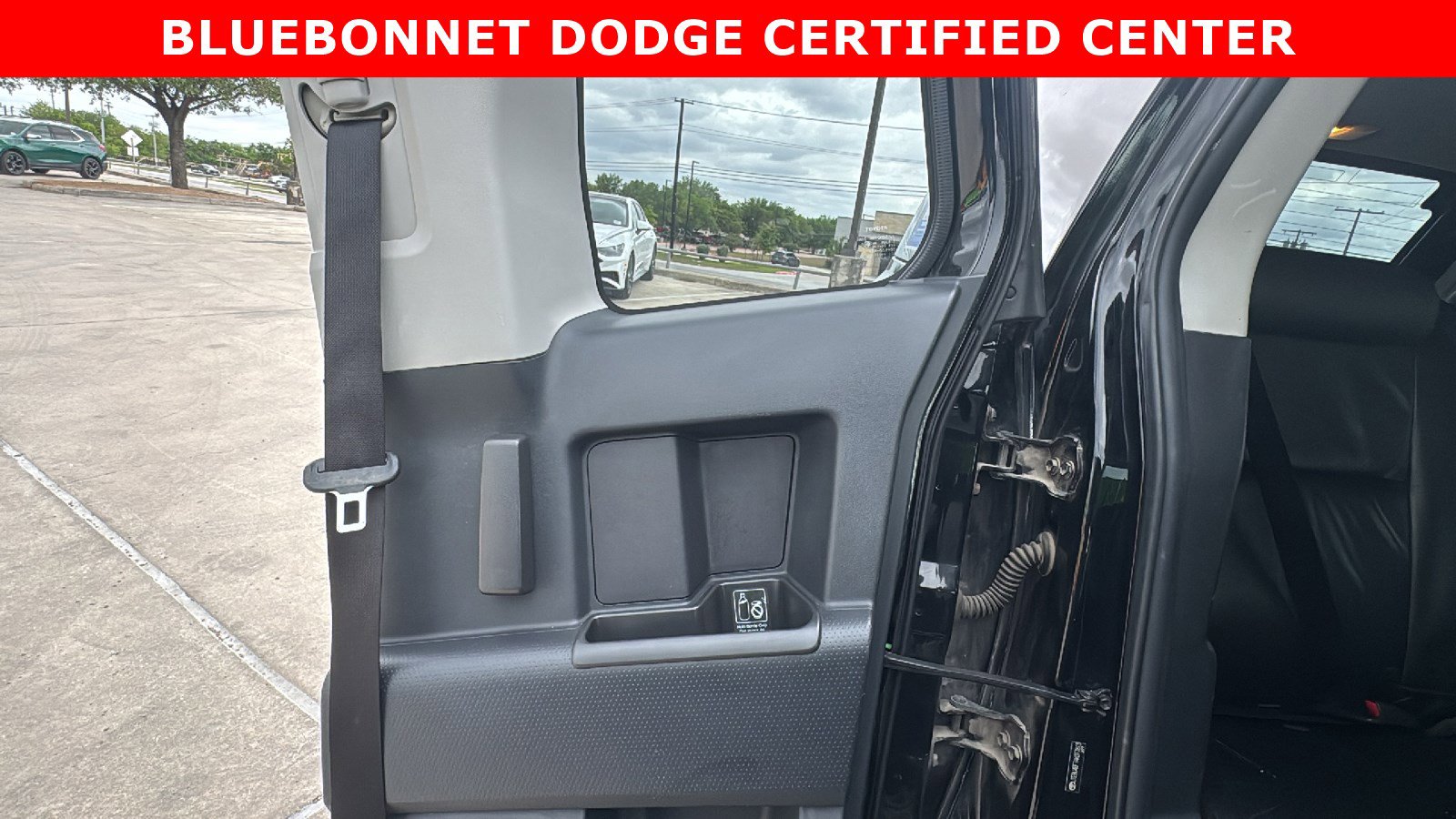 Used 2010 Toyota FJ Cruiser 4WD image 24