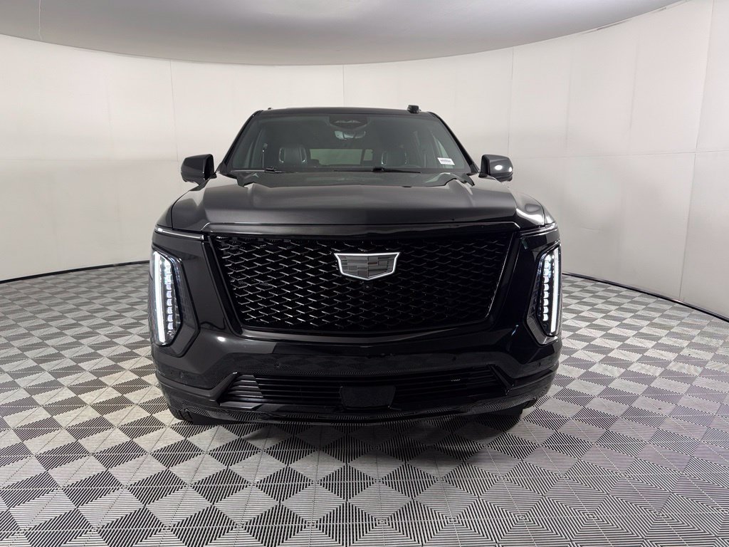 Used 2025 Cadillac Escalade ESV Sport w/ LPO, ONYX Package AWD/4WD image 3