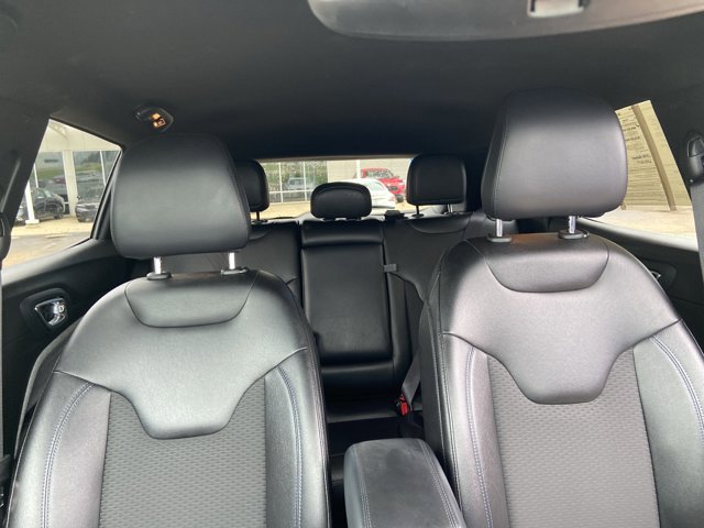 Used 2024 Jeep Compass Latitude AWD/4WD image 19