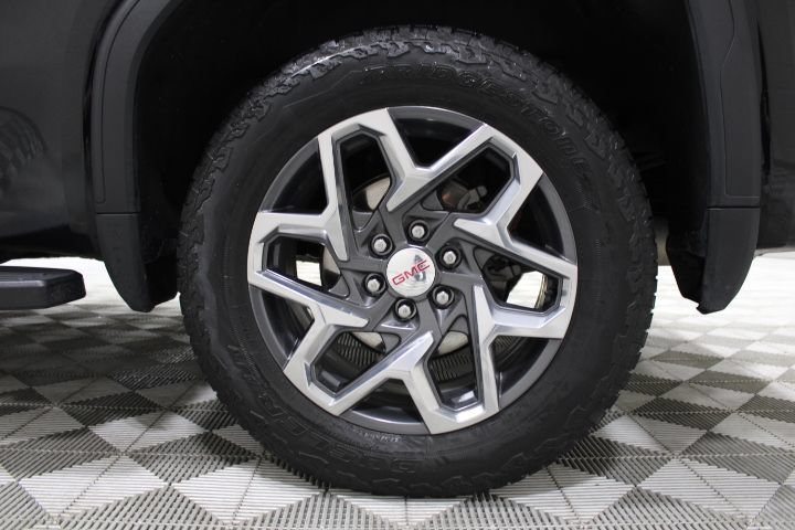 Used 2023 GMC Sierra 1500 SLT w/ SLT Premium Package AWD/4WD image 48