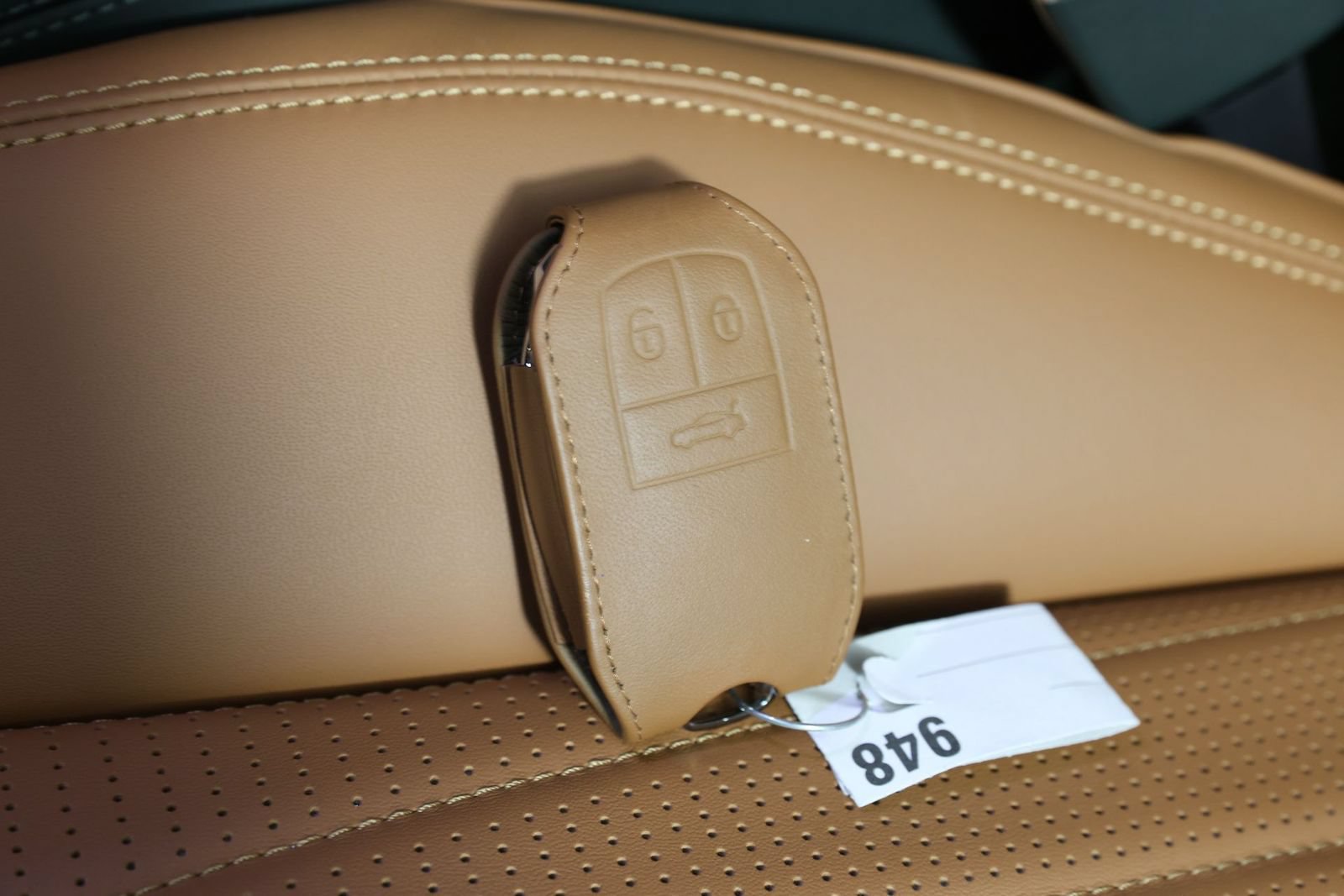 Certified 2023 Bentley Flying Spur S V8 AWD/4WD image 30