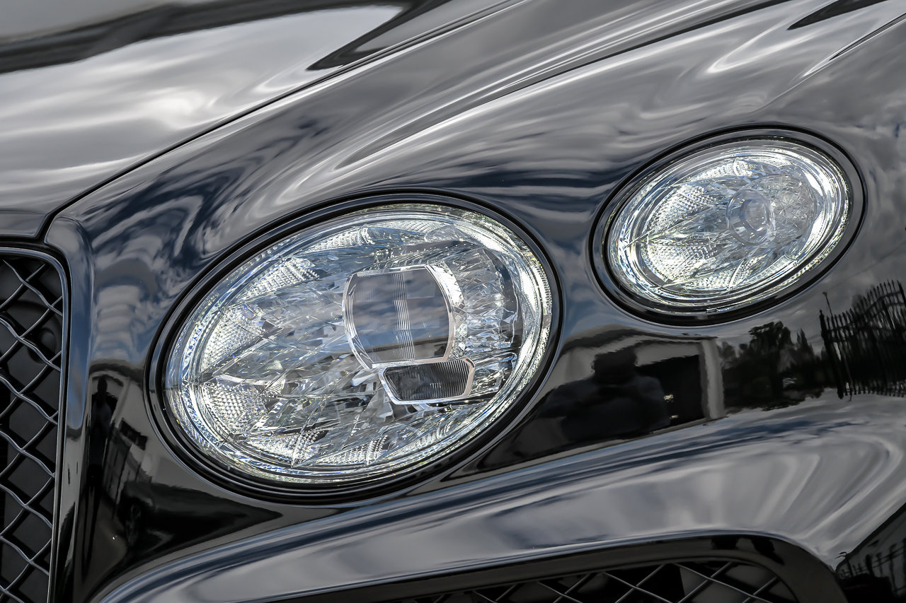 New 2026 Bentley Bentayga AWD/4WD image 8