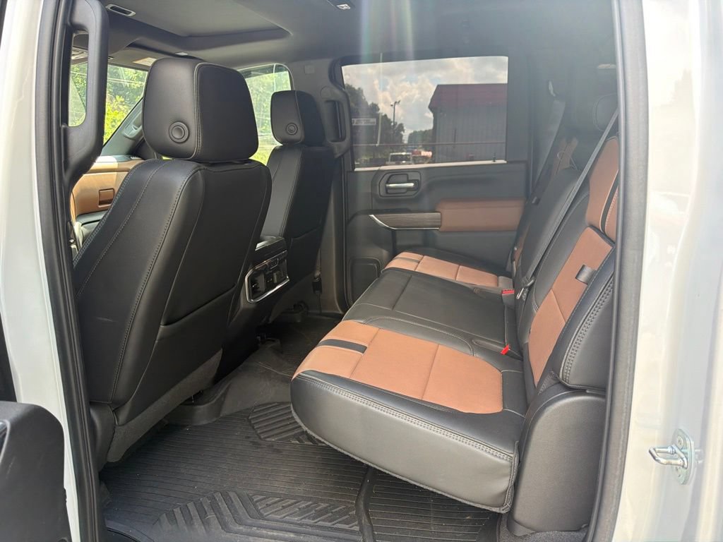 Used 2022 Chevrolet Silverado 3500 High Country w/ Z71 Off-Road Package AWD/4WD image 7