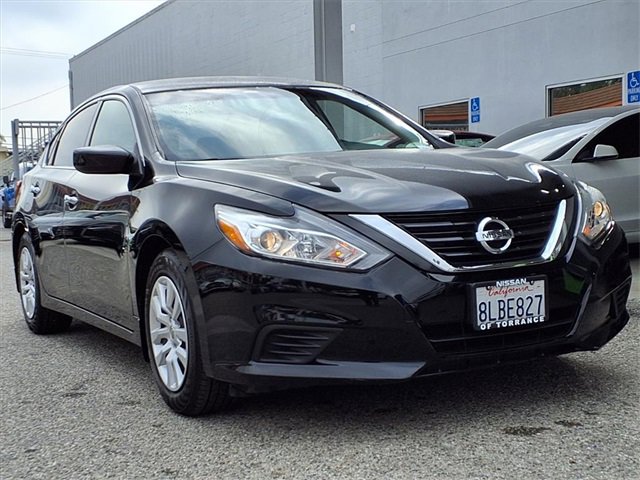 Certified 2018 Nissan Altima 2.5 S w/ S Convenience Package