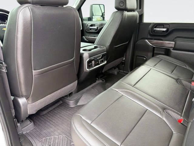 Used 2020 Chevrolet Silverado 2500 LTZ w/ LTZ Premium Package image 17