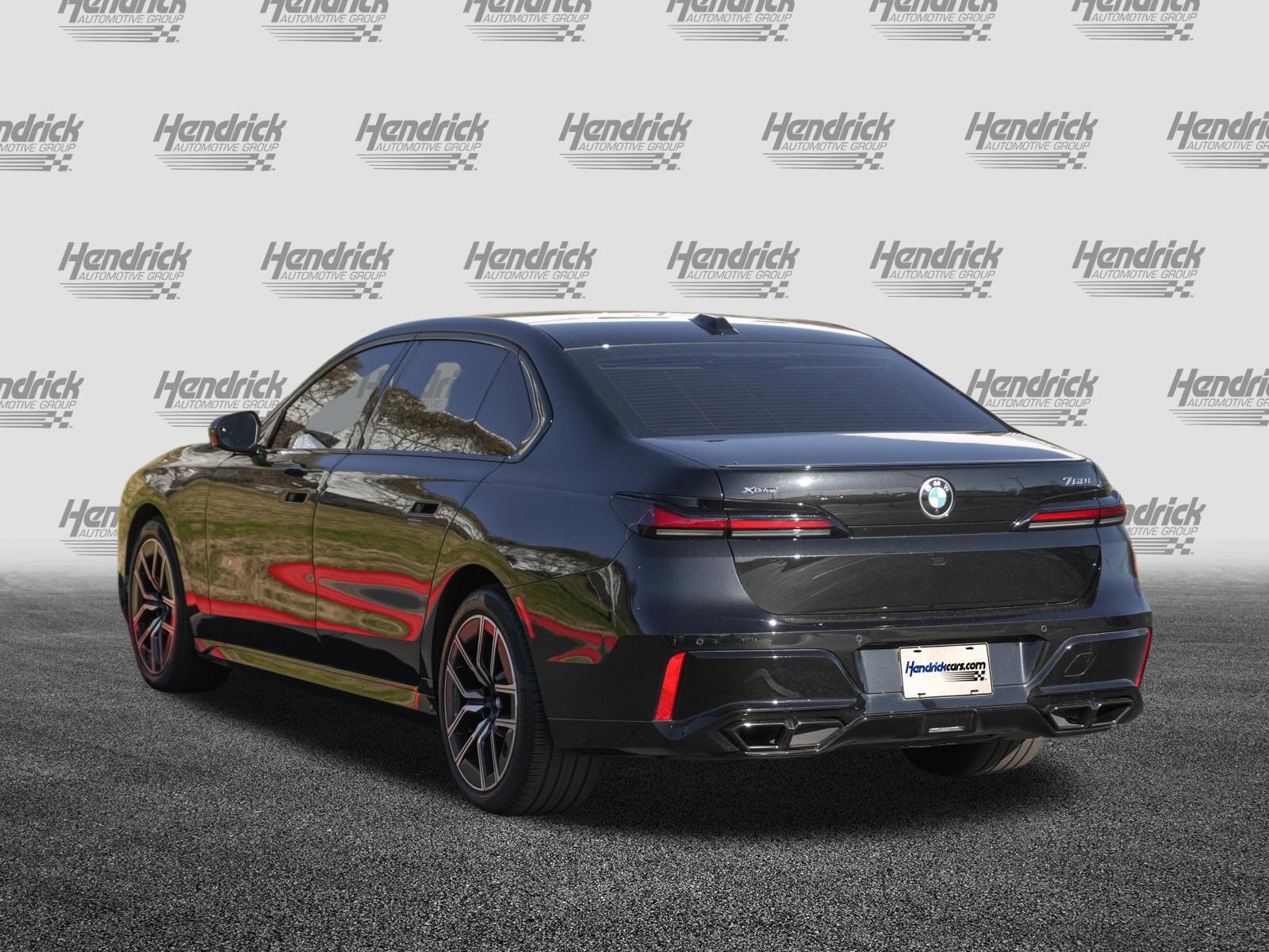 Certified 2023 BMW 760i xDrive w/ Executive Package image 7