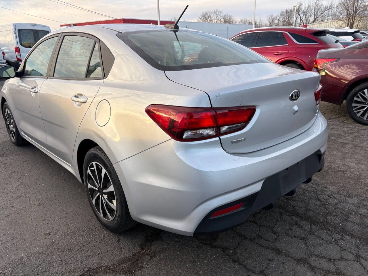 Used 2020 Kia Rio S image 6