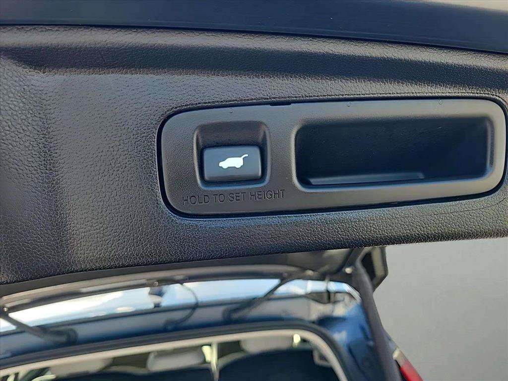 Used 2023 Honda CR-V EX-L image 23
