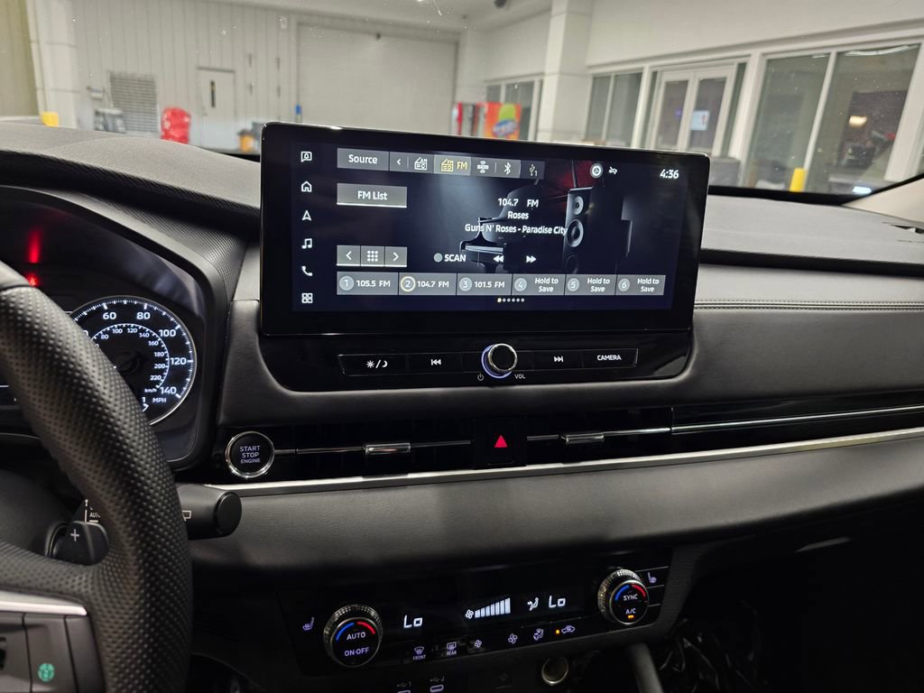 Used 2025 Mitsubishi Outlander SE FWD image 22