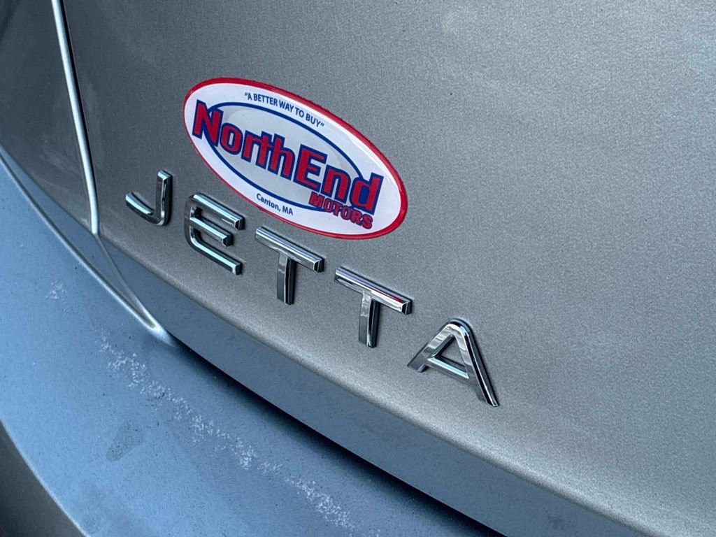 Used 2024 Volkswagen Jetta SE image 13