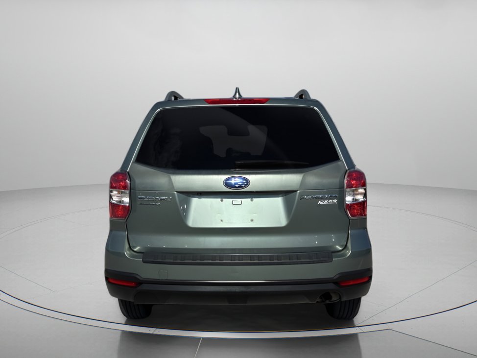 Used 2016 Subaru Forester 2.5i Premium AWD/4WD image 4