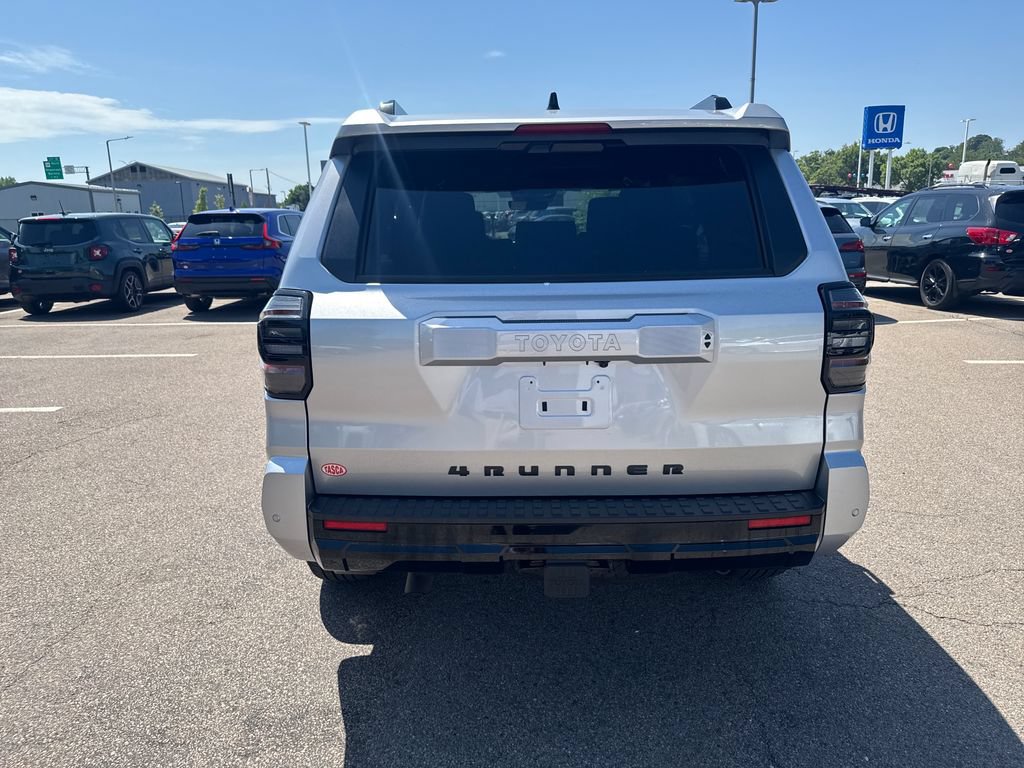 Used 2025 Toyota 4Runner TRD Sport AWD/4WD image 6