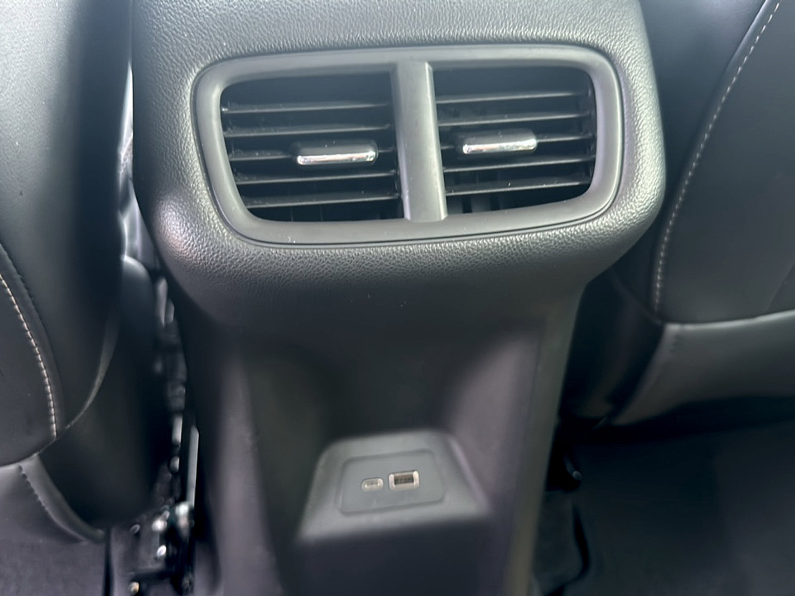 Used 2024 Buick Envision Preferred AWD/4WD image 17