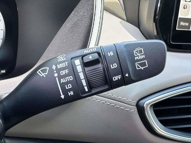 Used 2023 Hyundai Santa Fe Limited AWD/4WD image 34
