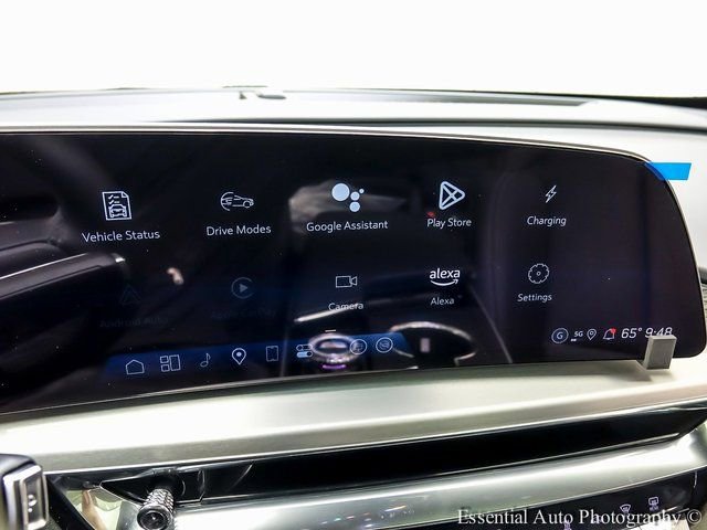 New 2025 Cadillac Lyriq Luxury w/ LPO, Floor Liner Package image 14