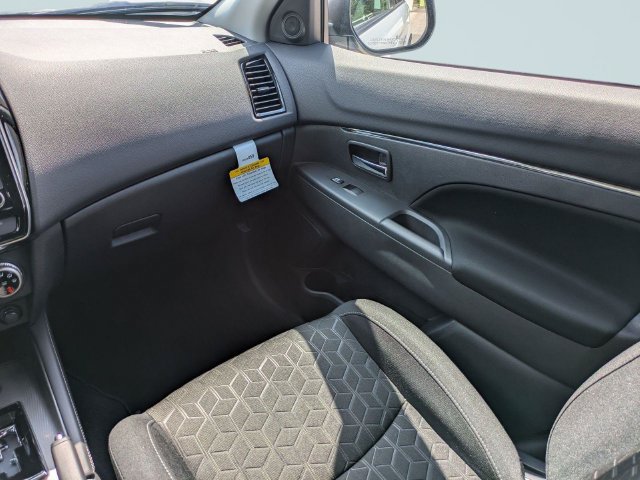 New 2027 Mitsubishi Outlander Sport ES AWD/4WD image 17