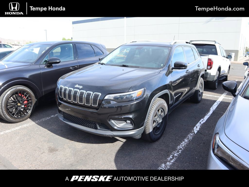 Used 2019 Jeep Cherokee Latitude Plus w/ Trailer Tow Group image 1
