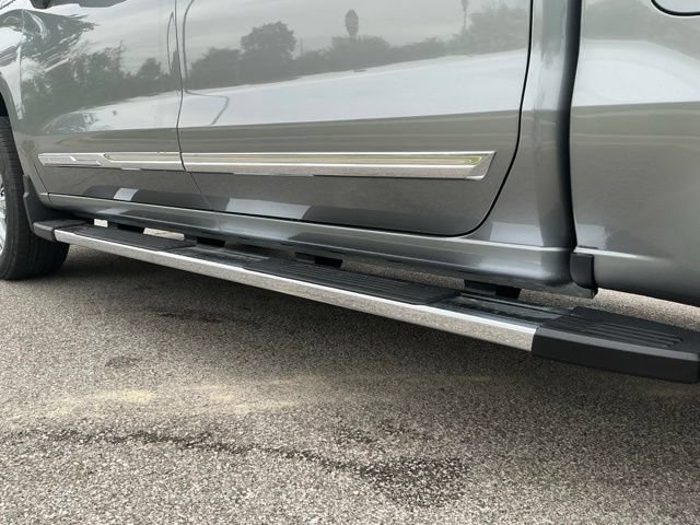 Used 2026 Chevrolet Silverado 1500 High Country w/ High Country Premium Package AWD/4WD image 12