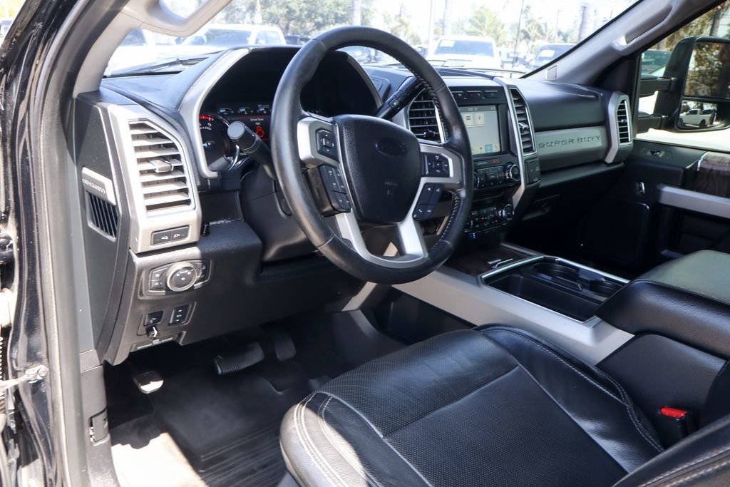 Used 2017 Ford F350 Lariat w/ Lariat Ultimate Package AWD/4WD image 23