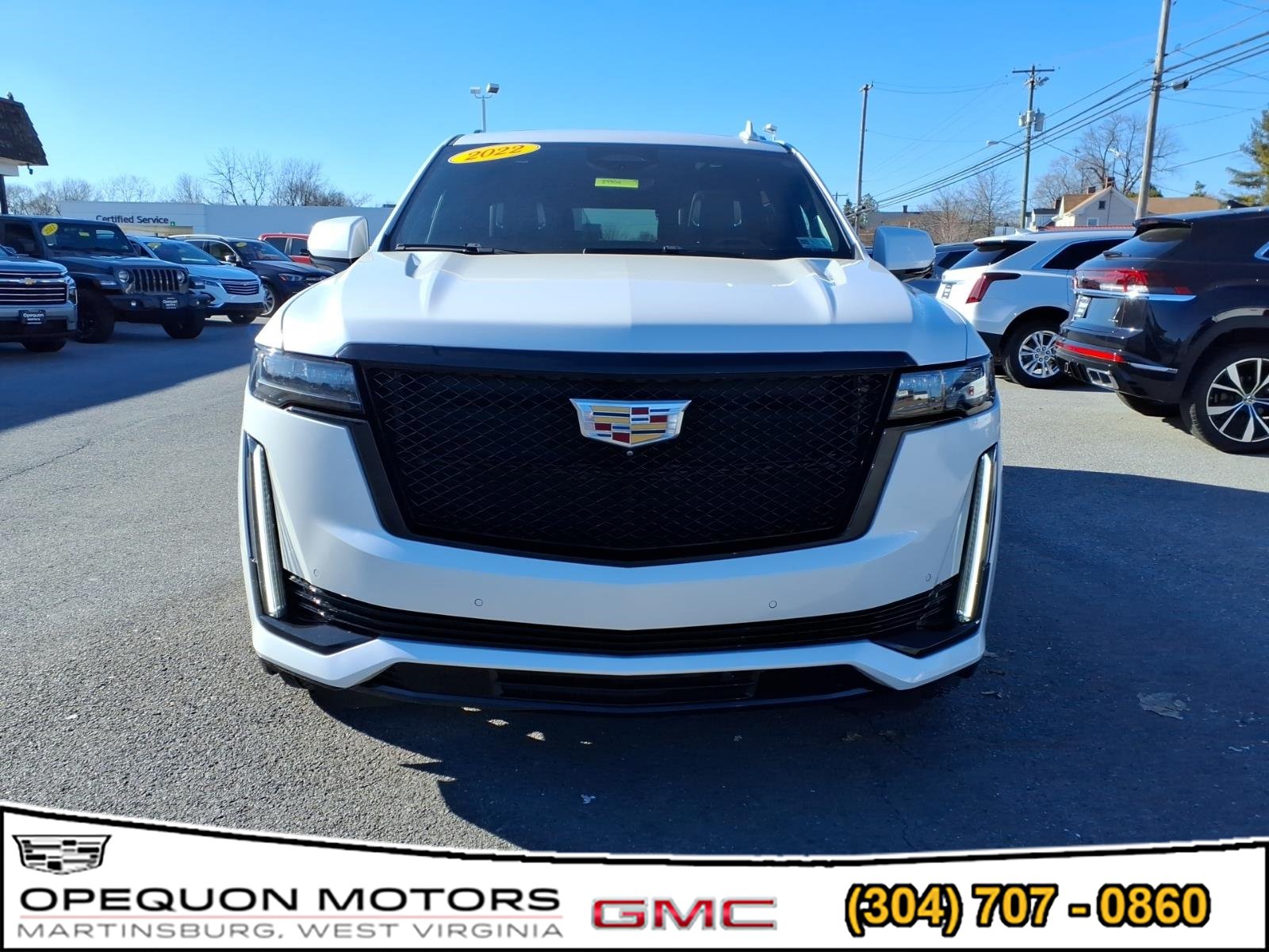 Used 2022 Cadillac Escalade Sport Platinum AWD/4WD image 2