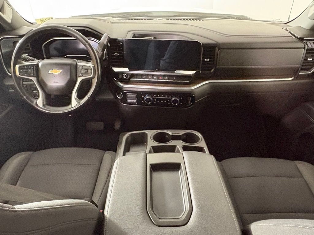 Certified 2022 Chevrolet Silverado 1500 LT AWD/4WD image 48