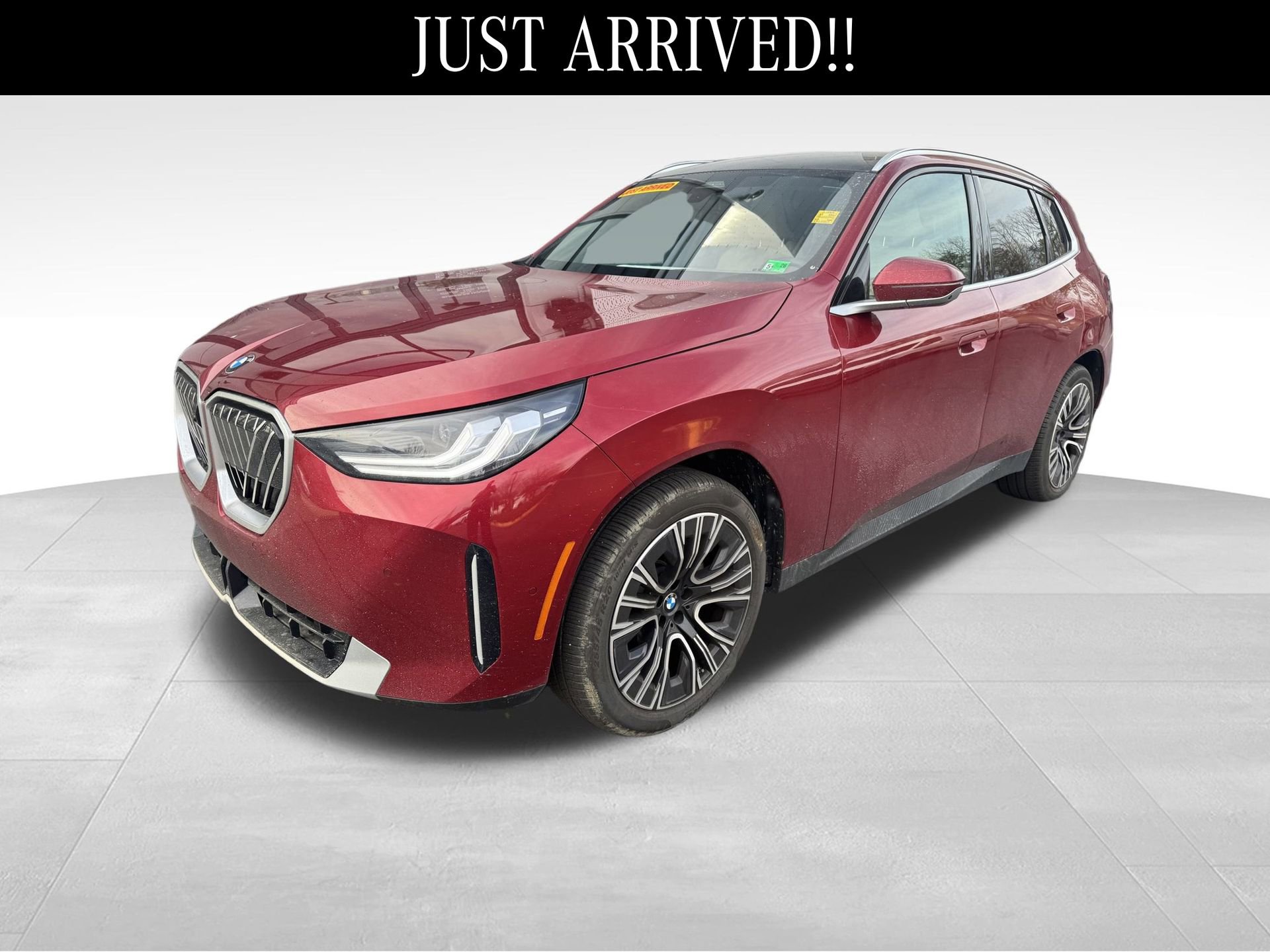 Used 2025 BMW X3 xDrive30i w/ Premium Package image 3