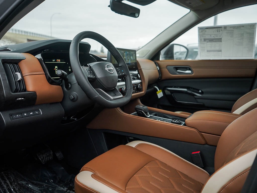 New 2026 Nissan Pathfinder Platinum AWD/4WD image 19