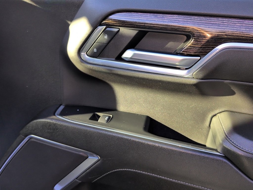 Used 2024 GMC Sierra 1500 Elevation image 8