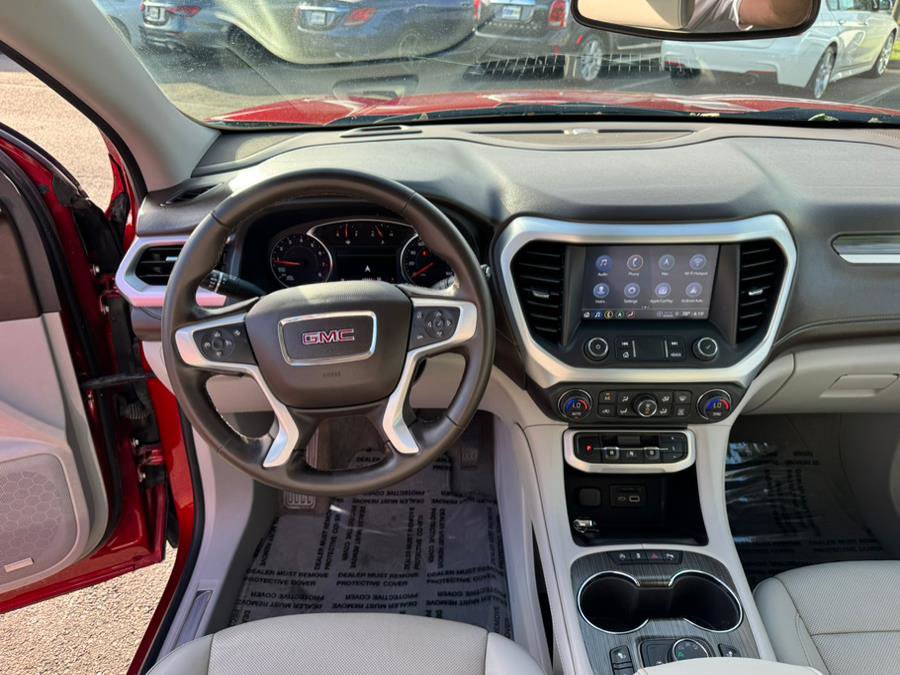 Used 2023 GMC Acadia SLT image 19